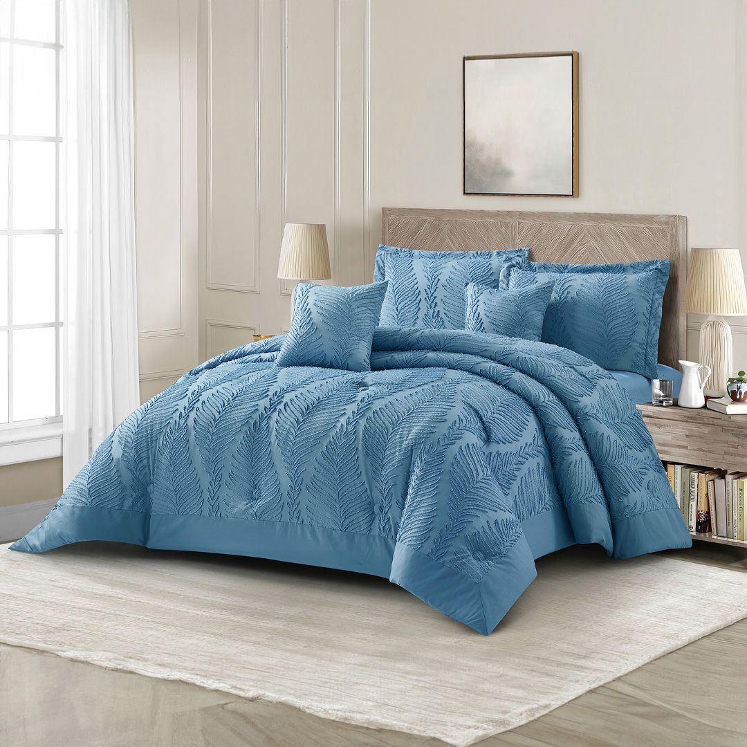 Colcha Luxury Comforter - Leaves Blue